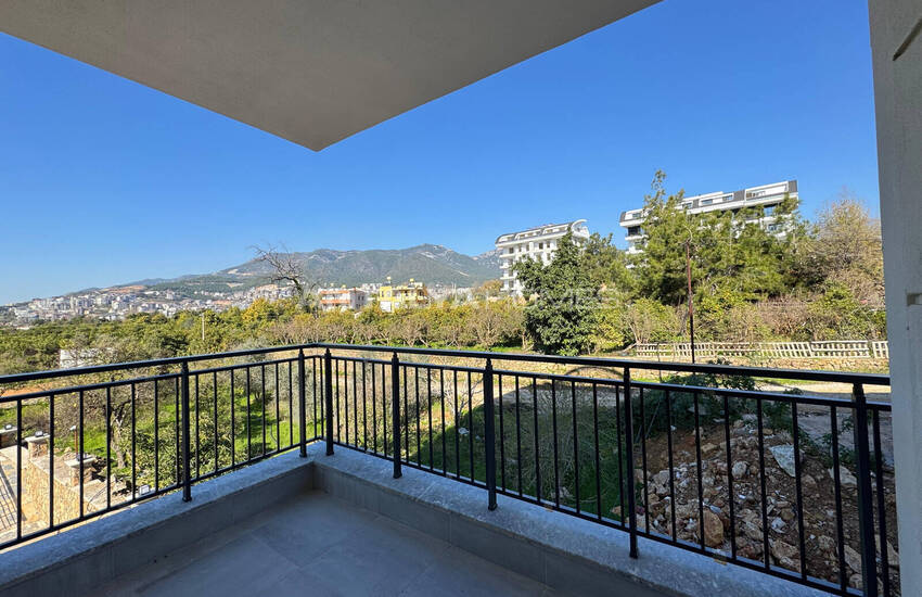 Apartments in a Complex Intertwined Nature in Alanya 16