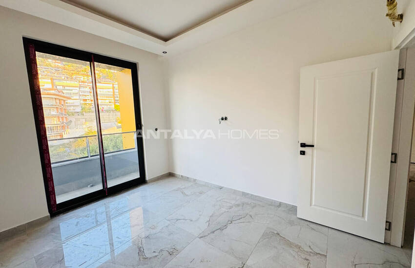 Apartments in Complex with Panoramic Views and Pool in Alanya 9