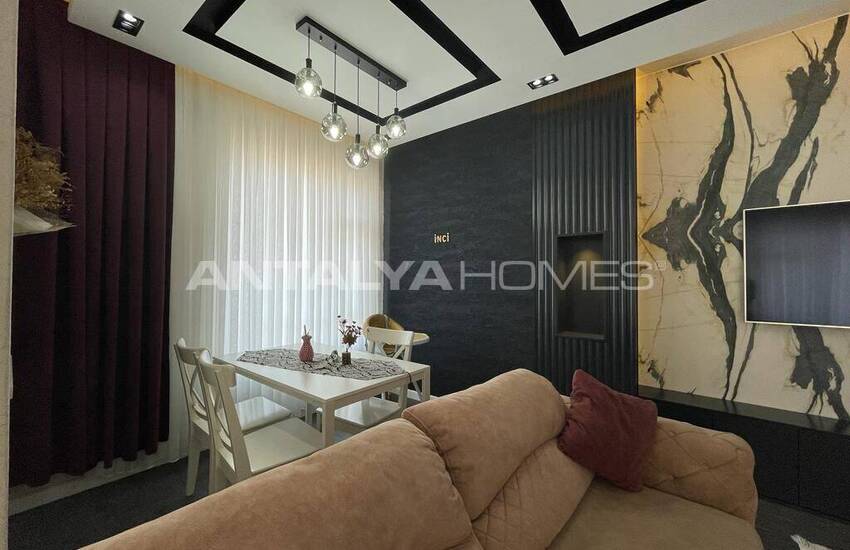 5-bedroom Well-maintained Flat Near the Sea in Antalya 14