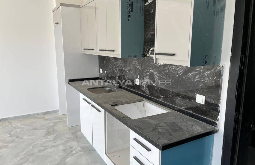 Alanya Mahmutlar'da Deniz Manzaralı Şık Tasarımlı Daireler 7