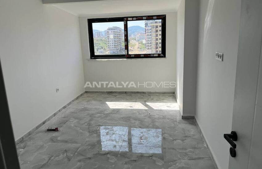 Alanya Mahmutlar'da Deniz Manzaralı Şık Tasarımlı Daireler 9