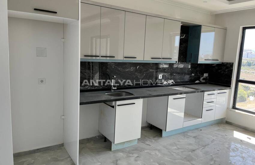 Alanya Mahmutlar'da Deniz Manzaralı Şık Tasarımlı Daireler 6