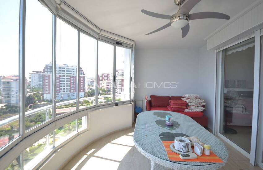 Alanya'da Sosyal Aktiviteler Sunan Havuzlu Sitede Satılık Daire 41