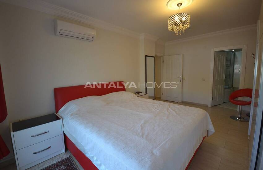 Alanya'da Sosyal Aktiviteler Sunan Havuzlu Sitede Satılık Daire 50