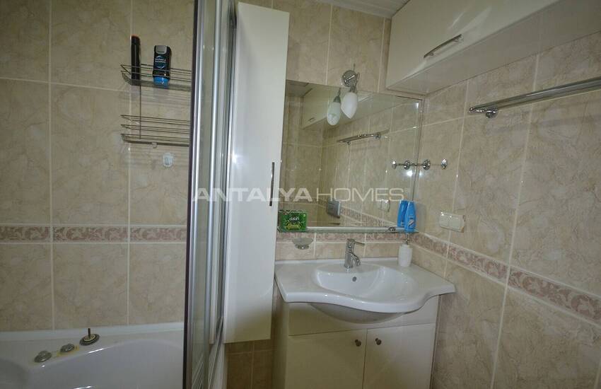 Alanya'da Sosyal Aktiviteler Sunan Havuzlu Sitede Satılık Daire 56