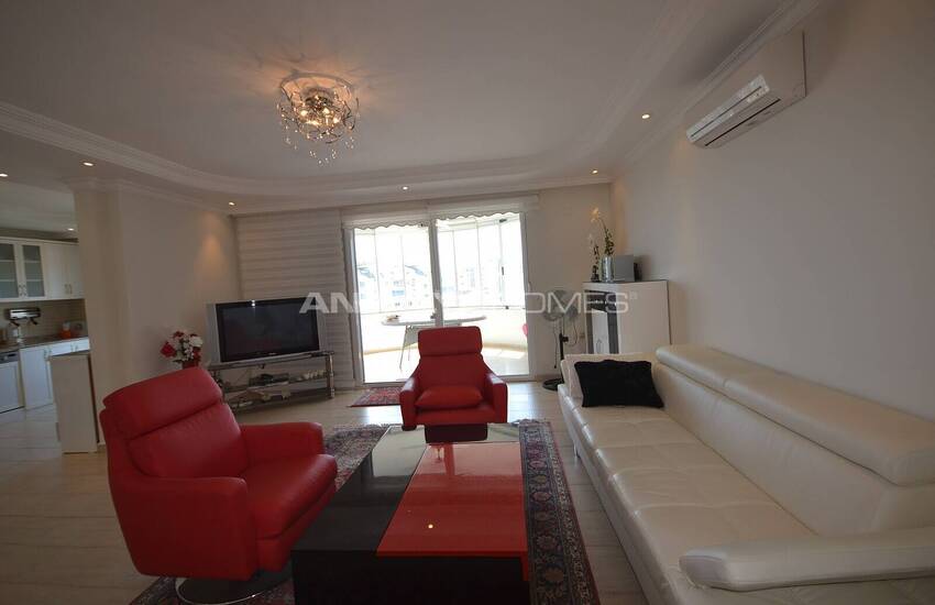 Alanya'da Sosyal Aktiviteler Sunan Havuzlu Sitede Satılık Daire 39