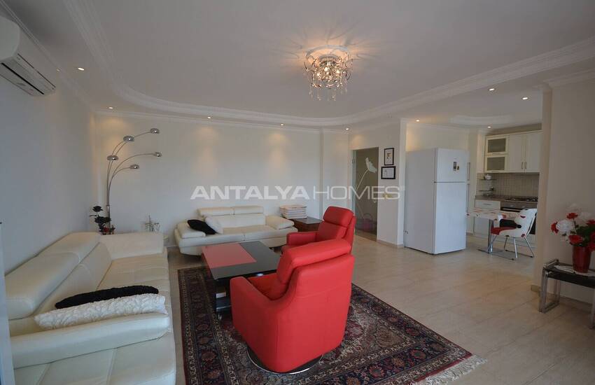 Alanya'da Sosyal Aktiviteler Sunan Havuzlu Sitede Satılık Daire 40