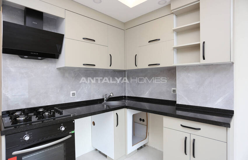 Wohnung Mit Bergblick In Einer Wohnanlage In Konyaalti Antalya 14