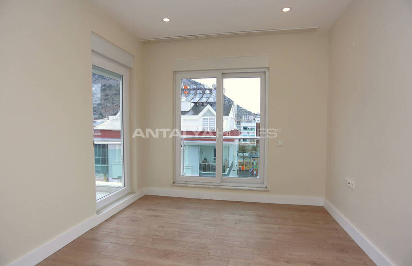 Wohnung Mit Bergblick In Einer Wohnanlage In Konyaalti Antalya 19