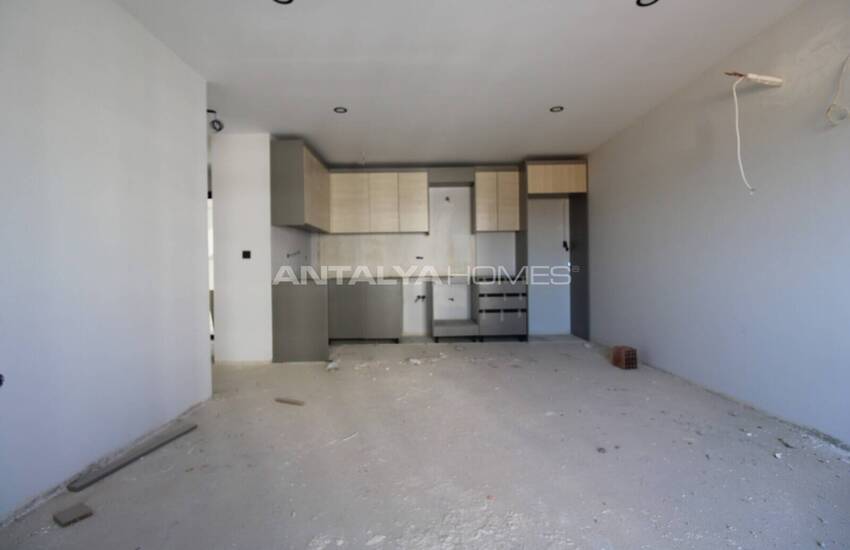آپارتمان در یک مجتمع با پارکینگ سرپوشیده در آنتالیا آلتینتاش 7