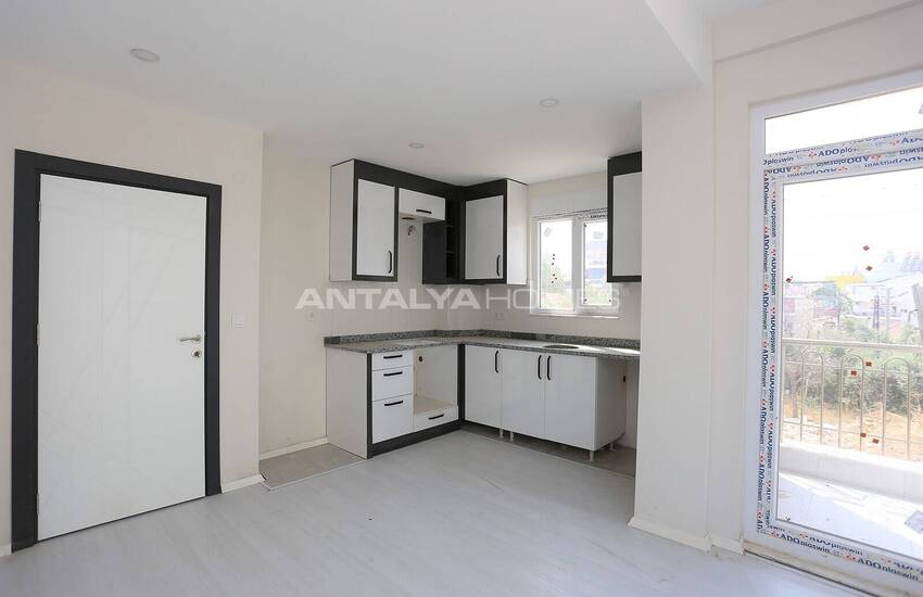 2+1 Property in Central Location in Kepez Antalya 4