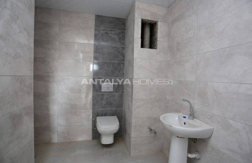 2+1 Property in Central Location in Kepez Antalya 9