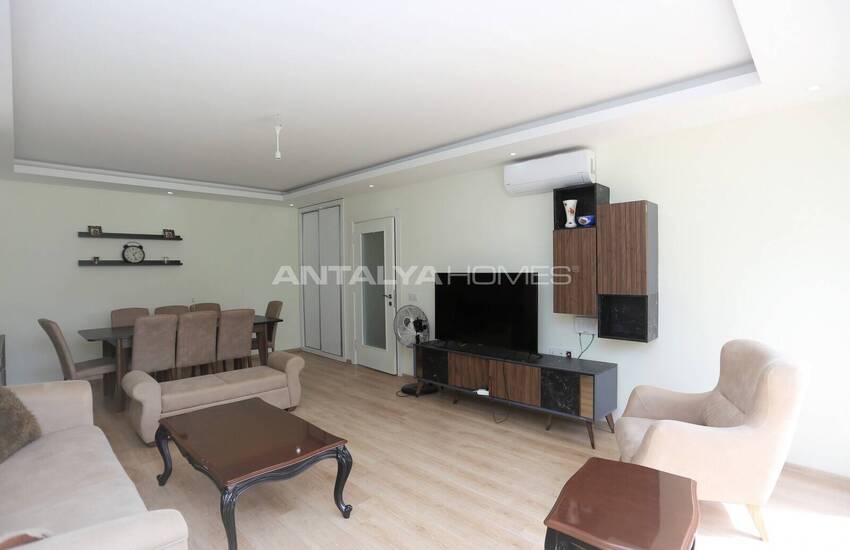 Lägenhet I En Säker Anläggning Med Sociala Bekvämligheter 23