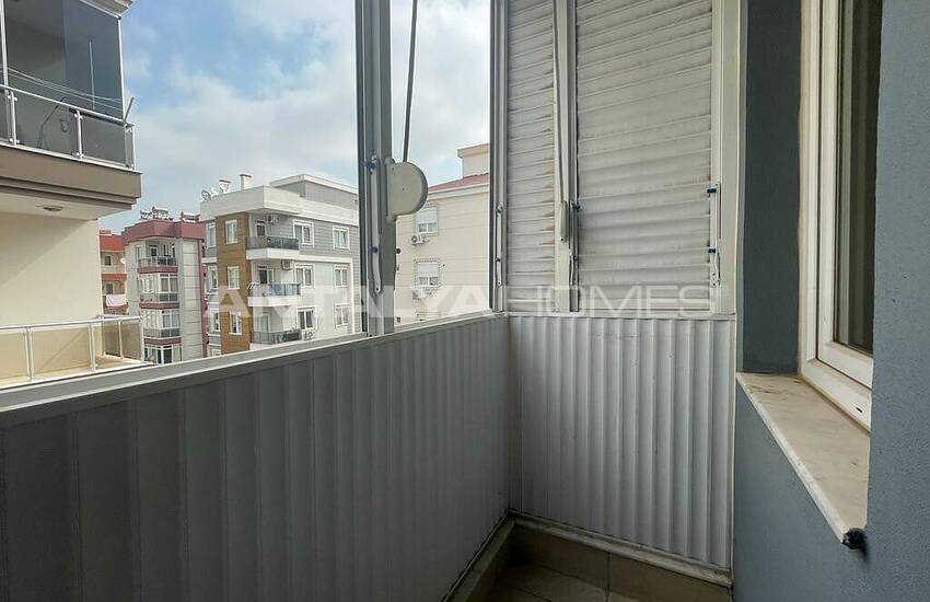 Centraal Gelegen 2+1 Appartement Met Aardgas In Muratpasa 26