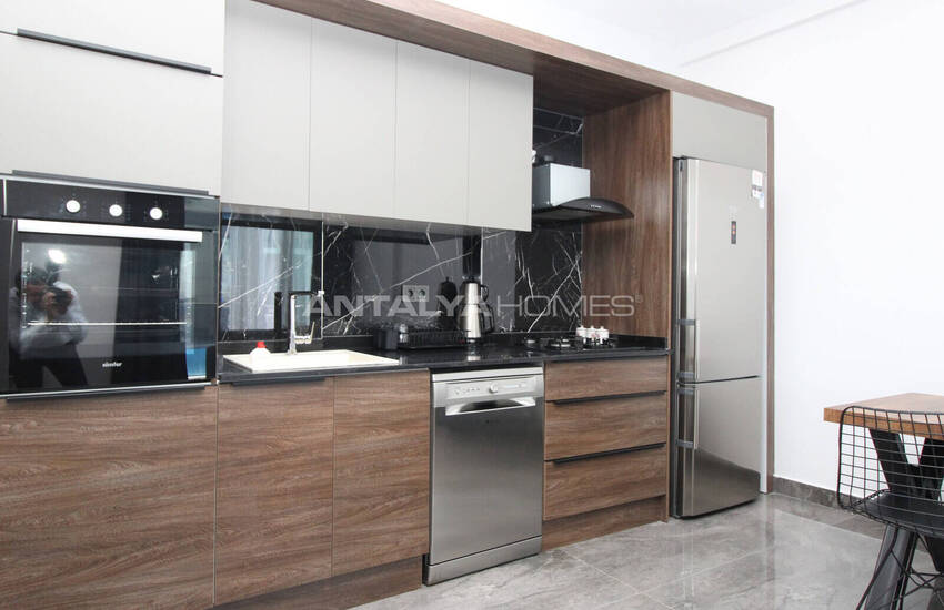 Antalya Belek'te Denize ve Golf Sahasına Yakın Site İçinde Daire 18