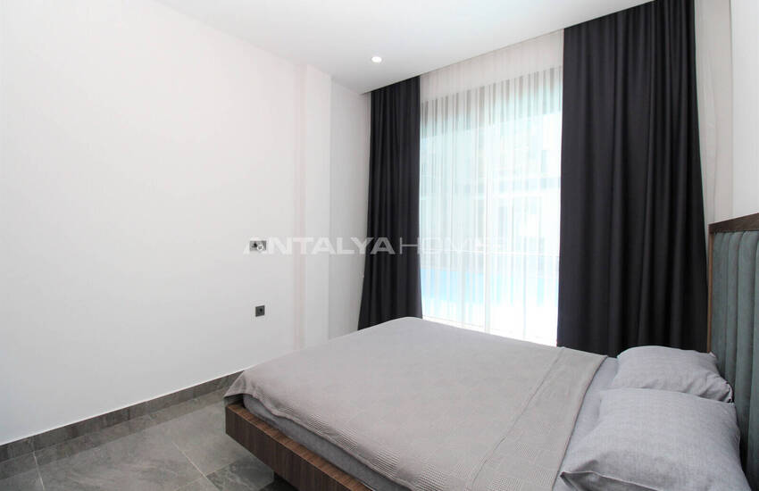 Antalya Belek'te Denize ve Golf Sahasına Yakın Site İçinde Daire 21