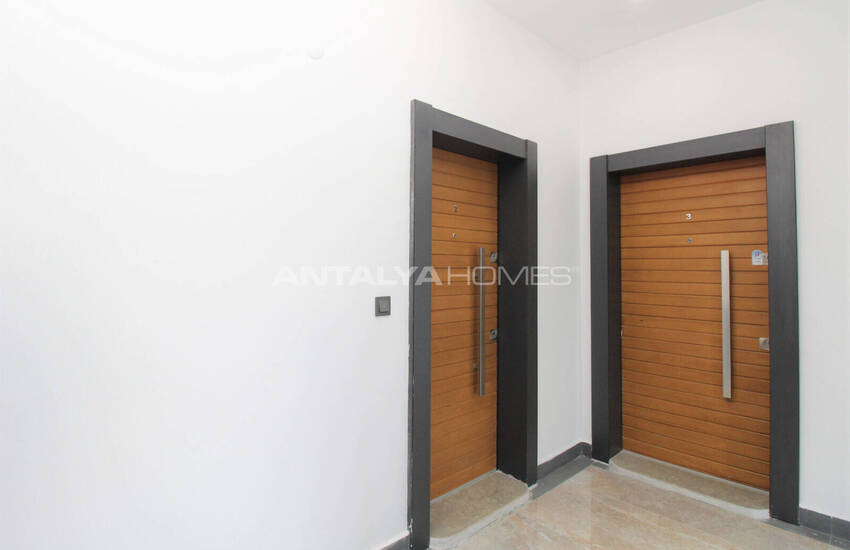 Antalya Belek'te Denize ve Golf Sahasına Yakın Site İçinde Daire 25
