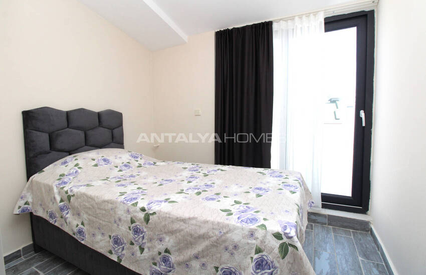 Furnished Property in Complex with Pool in Antalya Kadriye 31