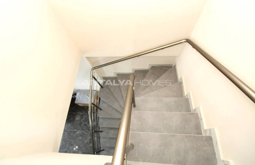 Furnished Property in Complex with Pool in Antalya Kadriye 33