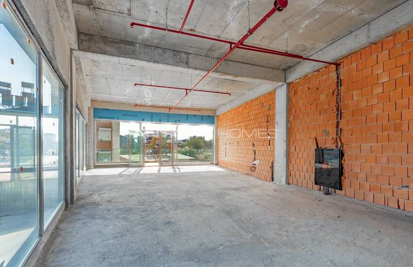 Antalya'da Viva Defne Projesinde Yatırım Fırsatı Sunan Dükkan 10