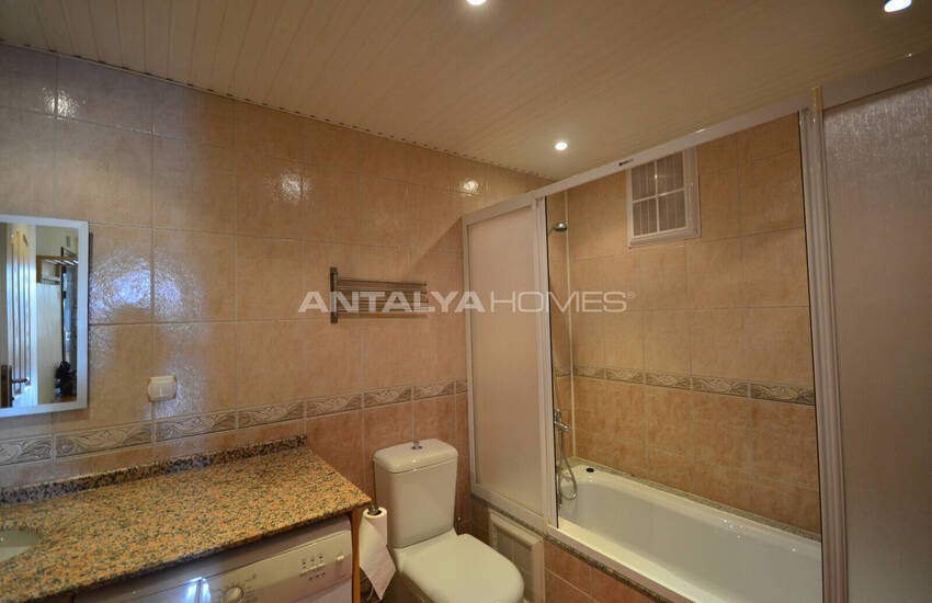 Alanya'da Kleopatra Pajı'na Yakın Havuzlu Sitede Eşyalı Daire 23