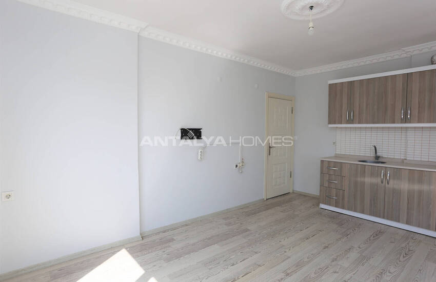 Propriété Près De La Route Principale Dans Le Kultur À Antalya 5