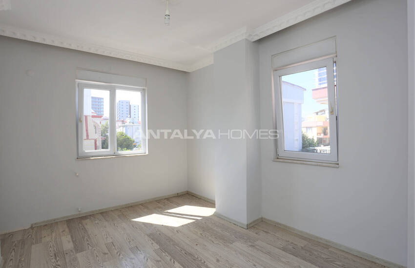 Propriété Près De La Route Principale Dans Le Kultur À Antalya 2