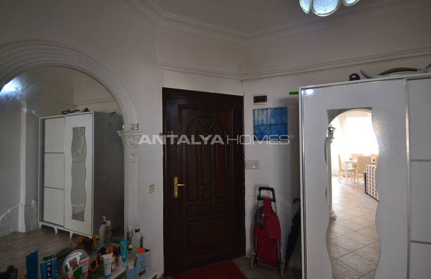 Alanya Mahmutlar'da Denize Sıfır Havuz Manzaralı Eşyalı Daire 15