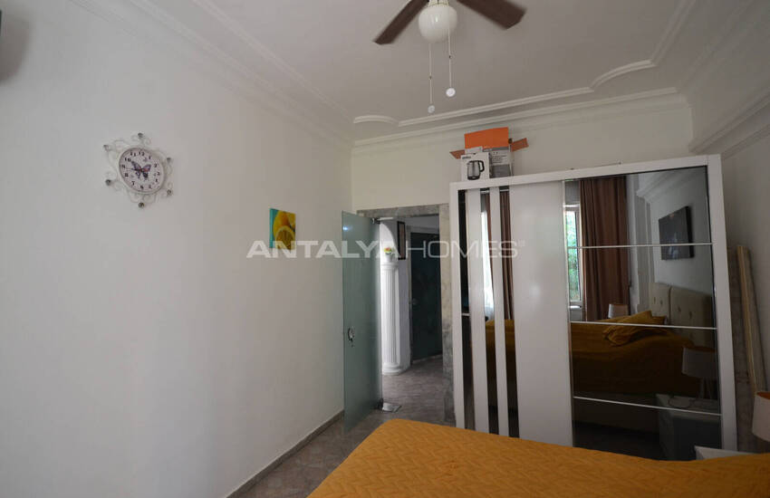 Alanya Mahmutlar'da Denize Sıfır Havuz Manzaralı Eşyalı Daire 28