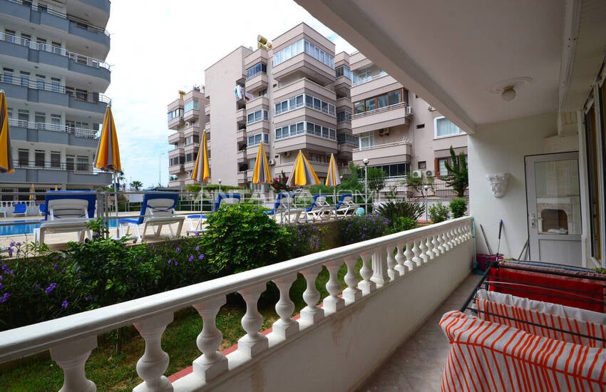 Alanya Mahmutlar'da Denize Sıfır Havuz Manzaralı Eşyalı Daire 29