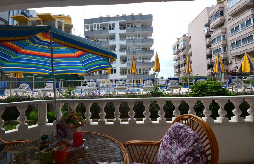 Alanya Mahmutlar'da Denize Sıfır Havuz Manzaralı Eşyalı Daire 20