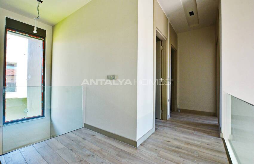 Smart Houses with Pool and Garden in Antalya Dosemealti 23