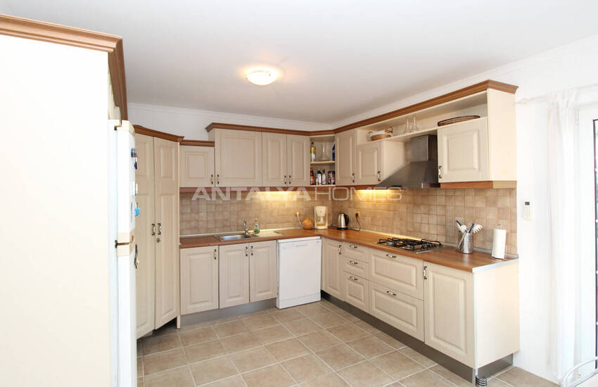 Furnished House in a Complex Near Golf Courses in Belek 18