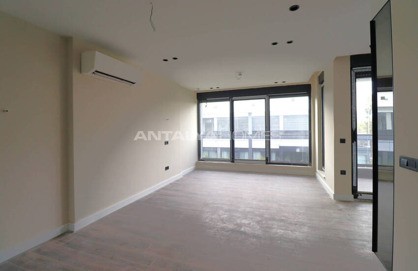 Квартиры в Комплексе с Бассейном и Парковкой в Анталии Коньяалты 11