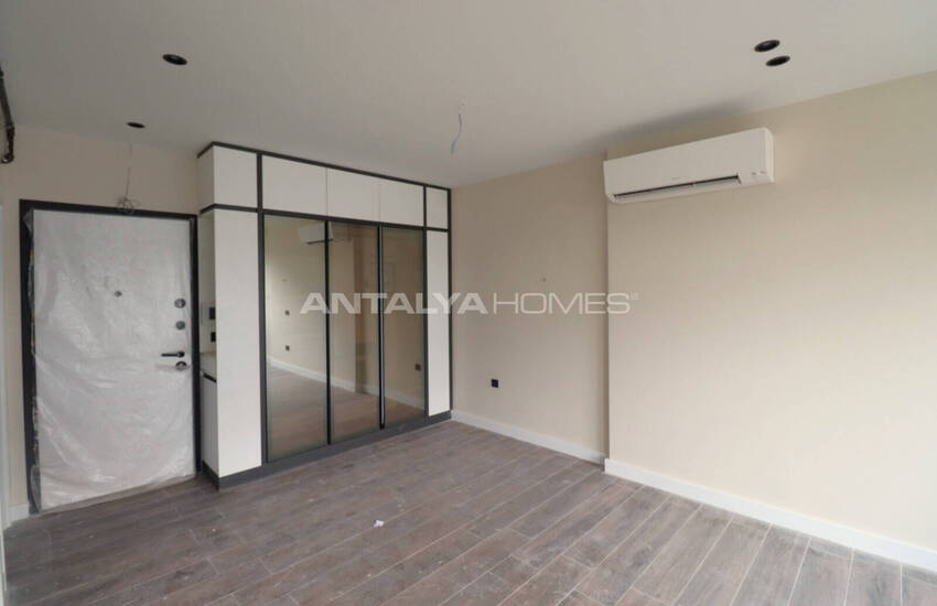 Квартиры в Комплексе с Бассейном и Парковкой в Анталии Коньяалты 12