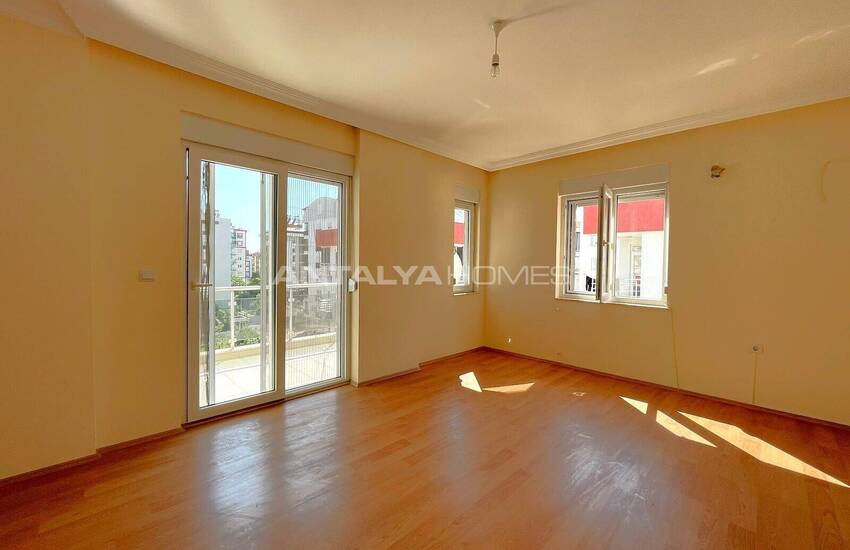 2-bedroom Flat Near the City Center in Antalya Muratpaşa 14