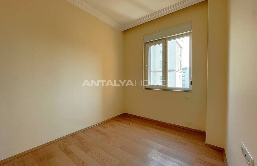 2-bedroom Flat Near the City Center in Antalya Muratpaşa 17