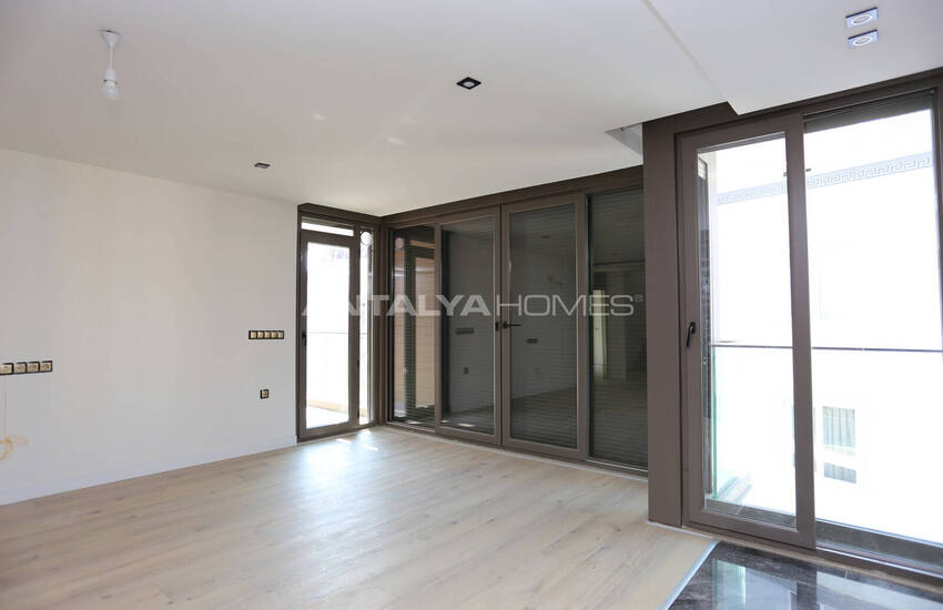 Mountain View Flats in a Complex with Pool in Konyaaltı 13