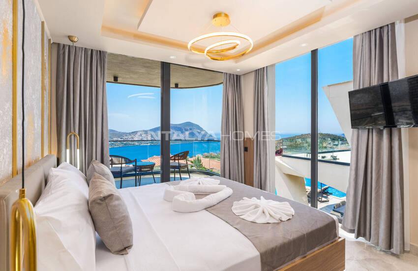 Antalya Kalkan'da Lüks Tasarımlı ve Eşyalı Evler 43