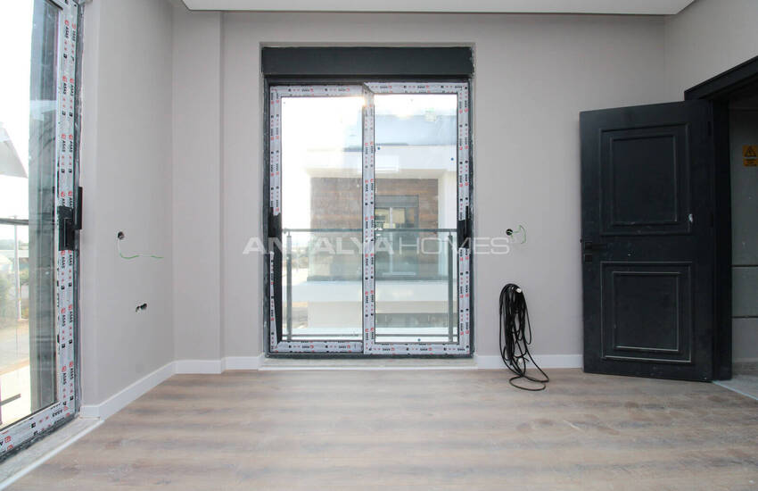 Häuser Mit Pool In Flughafennähe In Antalya Aksu 29