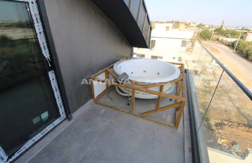 Häuser Mit Pool In Flughafennähe In Antalya Aksu 39