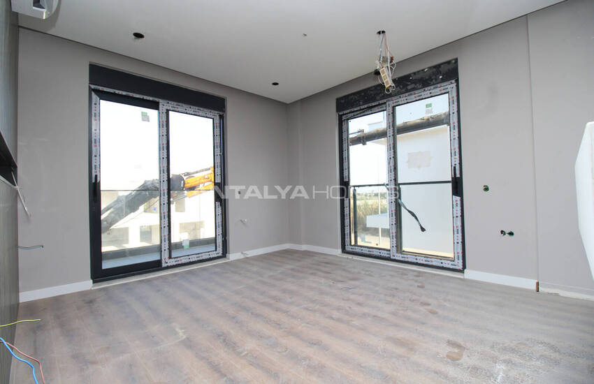 Häuser Mit Pool In Flughafennähe In Antalya Aksu 28