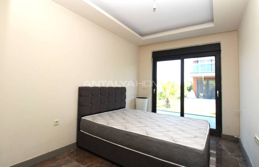 Investment Property in Complex with Pool in Antalya Kadriye 23
