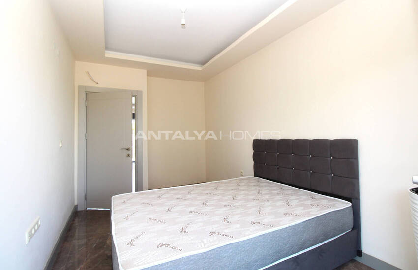 Investment Property in Complex with Pool in Antalya Kadriye 25