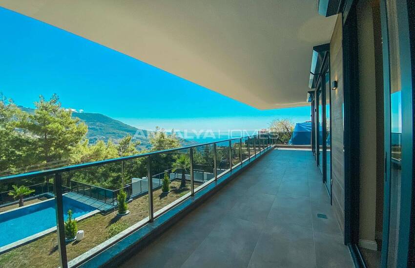 Stylish Detached House with Private Pool in Alanya Tepe