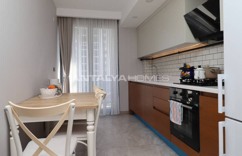 Döşemealtı'nda Rengi Antalya Sitesi'nde Eşyalı 1 Yatak Odalı Daire 10