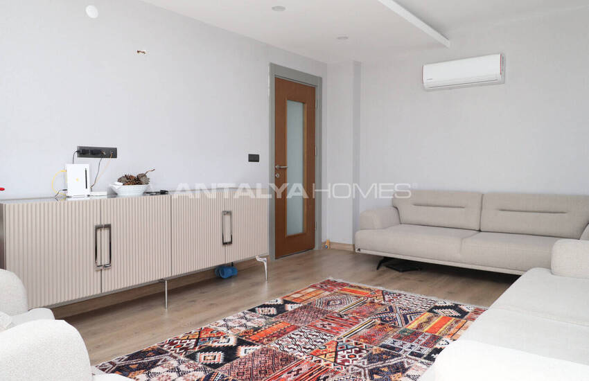 Döşemealtı'nda Rengi Antalya Sitesi'nde Eşyalı 1 Yatak Odalı Daire 8