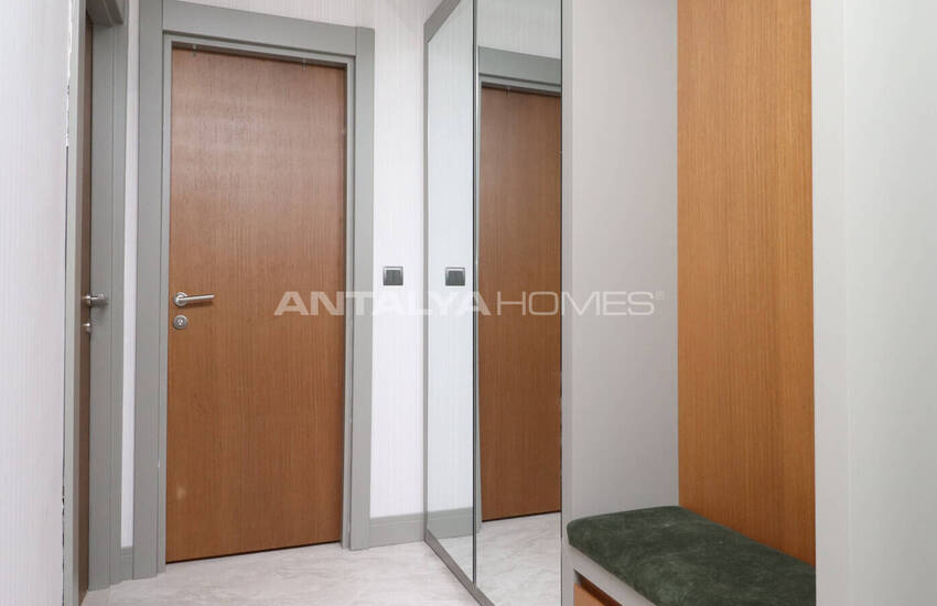 Döşemealtı'nda Rengi Antalya Sitesi'nde Eşyalı 1 Yatak Odalı Daire 13