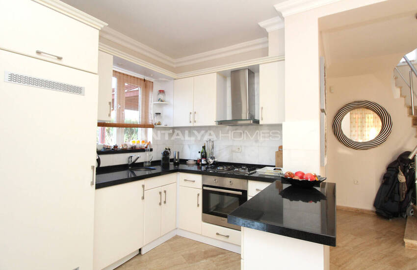 Antalya Kadriye'de İdeal Konumda Eşyalı Villa 27