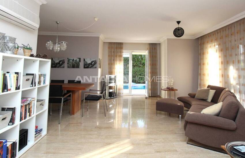 Antalya Kadriye'de İdeal Konumda Eşyalı Villa 22